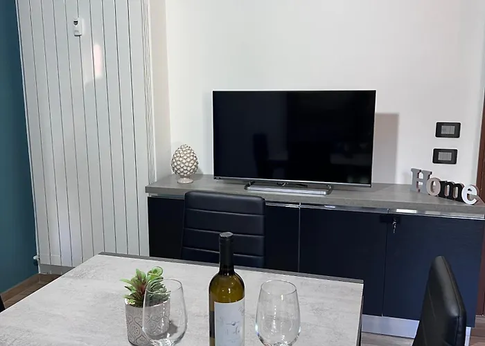 Virgilio House Apartment Stresa